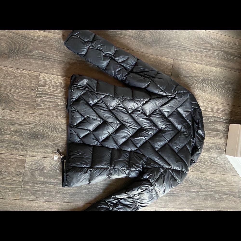 Guess coat - Picture 4 of 6